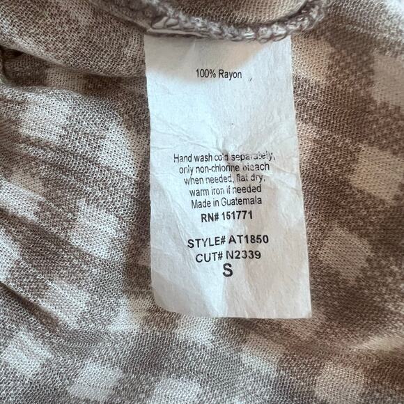 GILLI CREAM PUFFED SMOCKED ELASTIC CROPPED BLOUSE GINGHAM PATTERN SIZE S - Picture 10 of 10